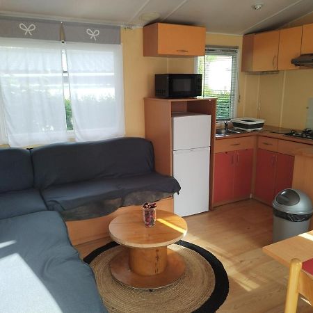 Mobil-Home Coin De Paradis En Cote D'Opale Sur Terrain Prive Et Sa Caravane Hermelinghen Zewnętrze zdjęcie