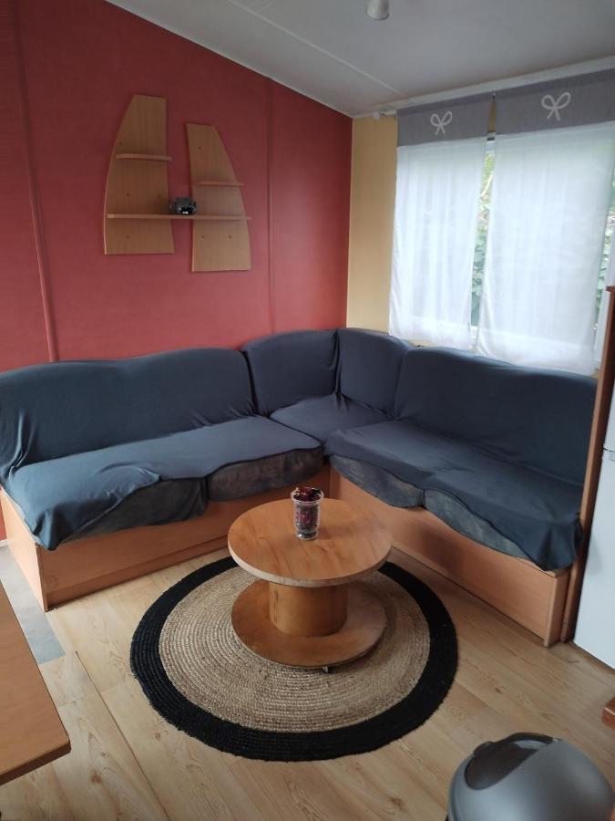Mobil-Home Coin De Paradis En Cote D'Opale Sur Terrain Prive Et Sa Caravane Hermelinghen Zewnętrze zdjęcie