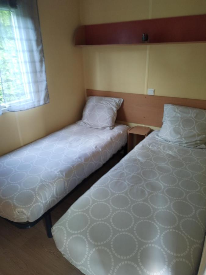 Mobil-Home Coin De Paradis En Cote D'Opale Sur Terrain Prive Et Sa Caravane Hermelinghen Zewnętrze zdjęcie